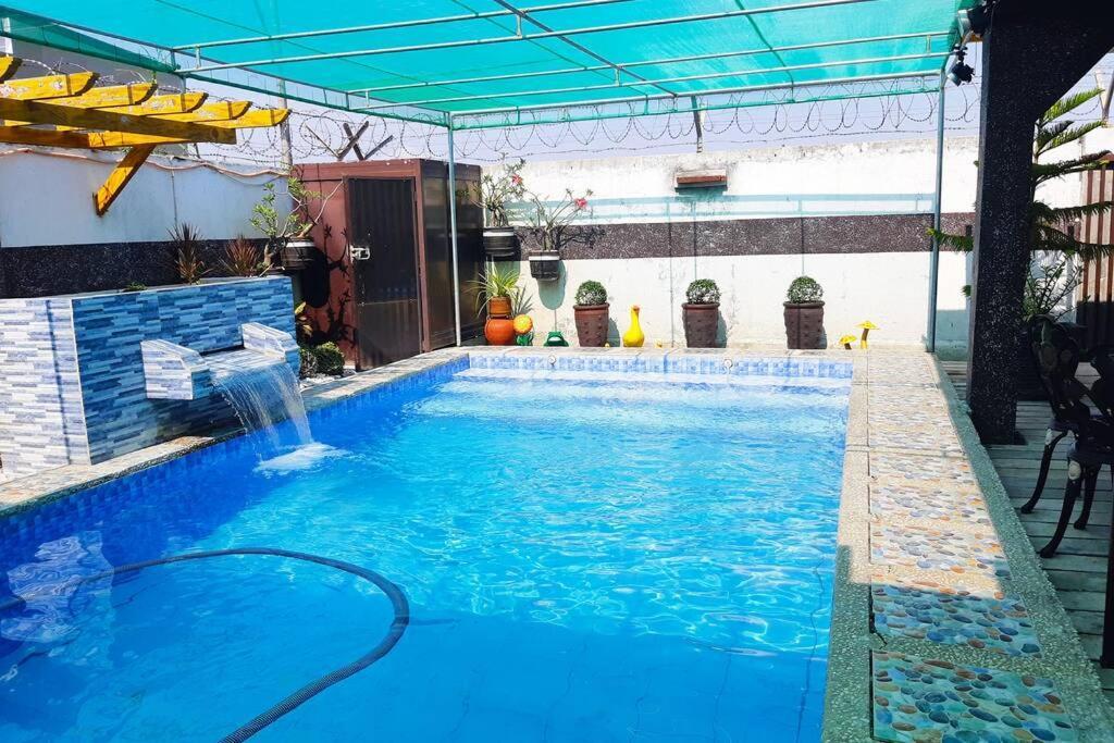 Private House W/ Swimming Pool Staycation Tarlac Tarlac City Ngoại thất bức ảnh